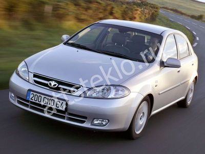 Автостекла Daewoo Lacetti c установкой в Москве